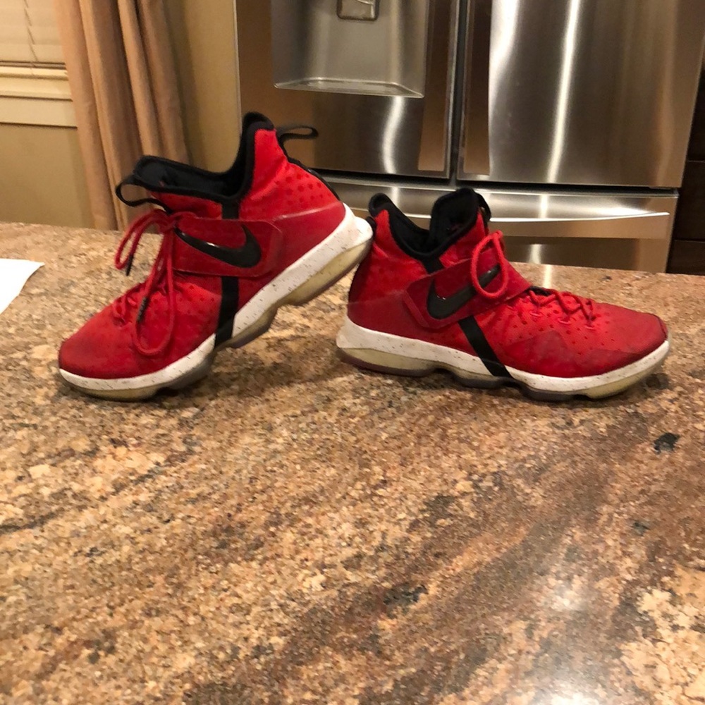LeBron 14 (Make offers the worst I will say is no)